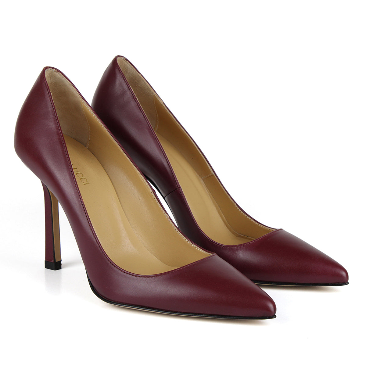 Décolleté in burgundy calfskin